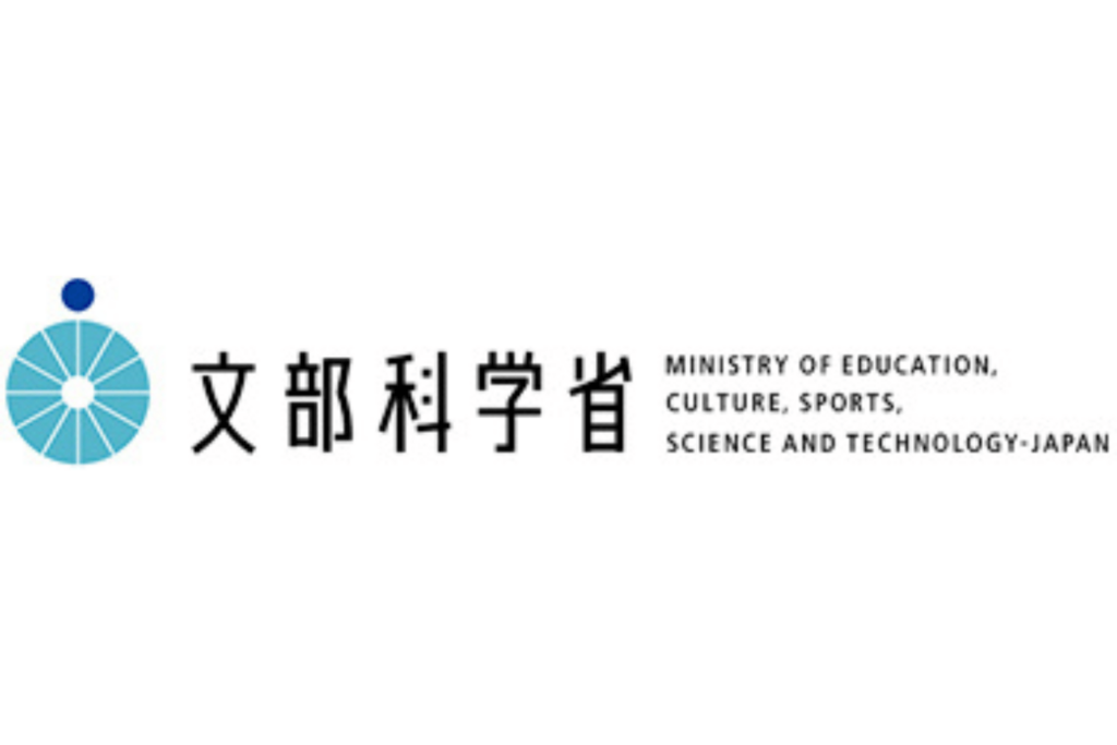 文部科学省