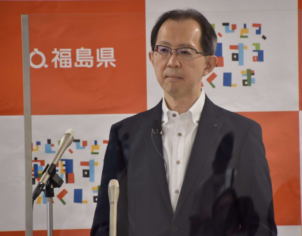 内堀雅雄知事