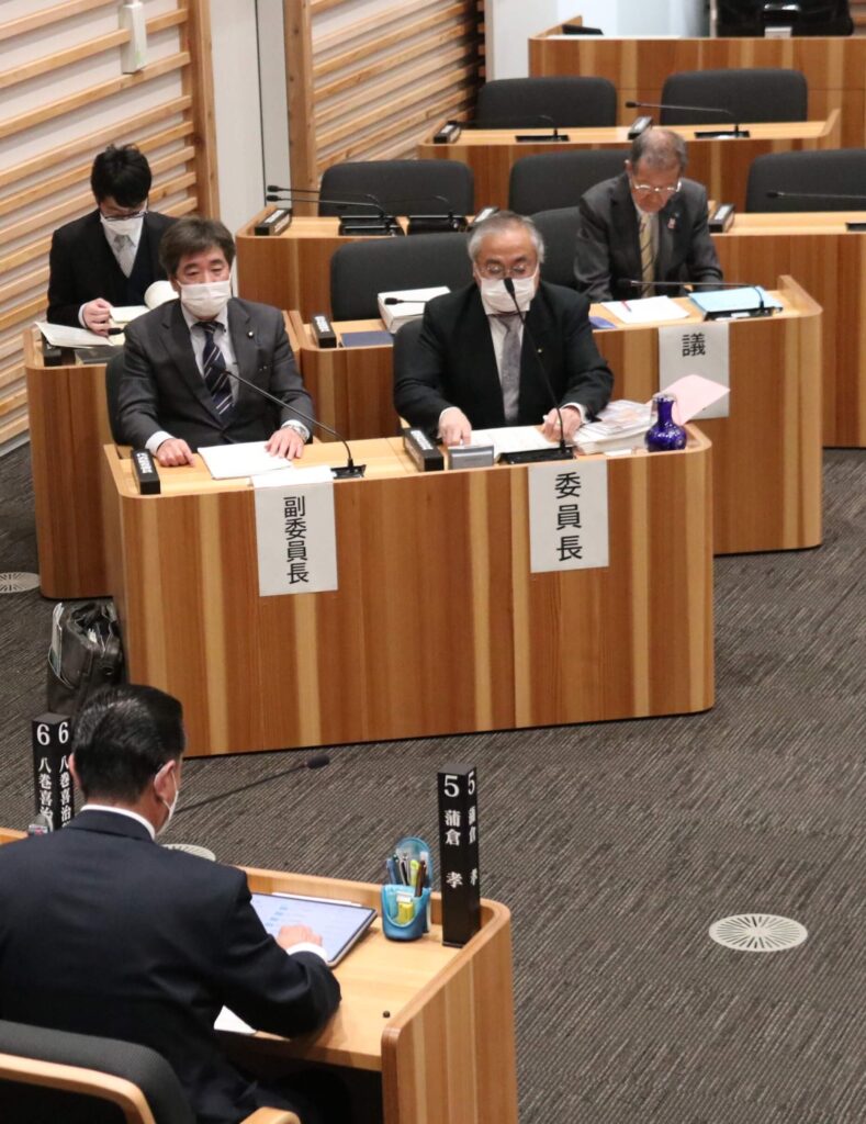 2月21日に開かれた百条委員会