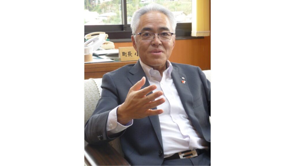 小林町長は困惑