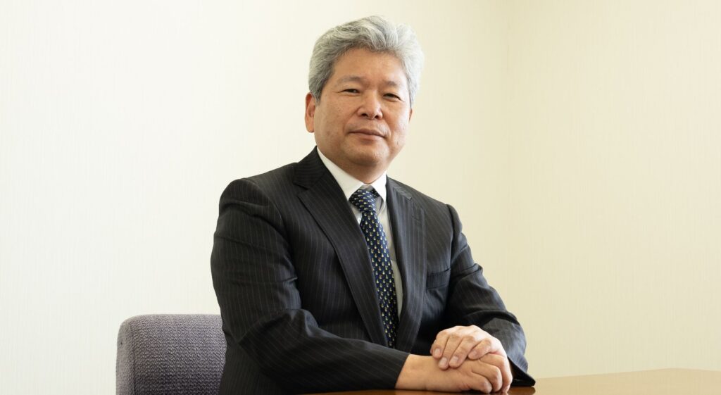 及川友好氏