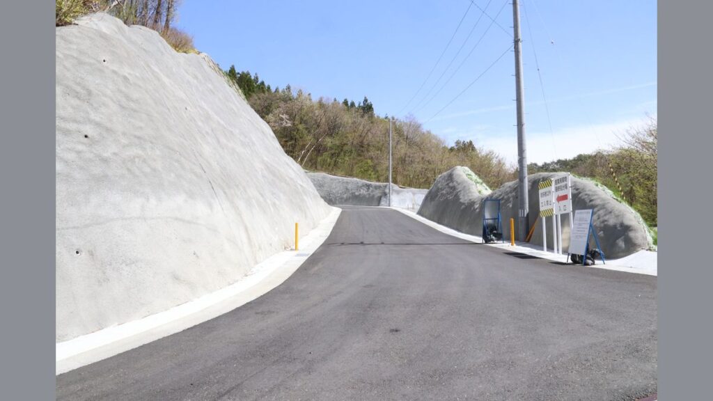 今年稼働した糠塚地区の処分場の入り口。アクセスの良さをPRする